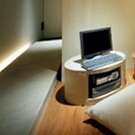 Hotel T Point Ōsaka Extérieur photo
